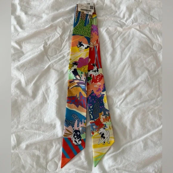 BNWT Hermes “En Liberte” twilly in blue and yellow - Picture 2 of 3